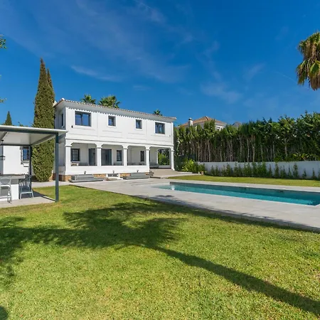 Newly Renovated 6 Bdrm Grand W Pool And Views * Marbella